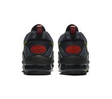 Cargar imagen en el visor de la galería, Air VaporMax Evo Redstone Electric Green Black White DC9393-600