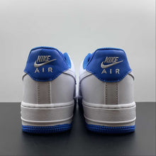 Cargar imagen en el visor de la galería, Air Force 1 Low White University Blue DR9867-101