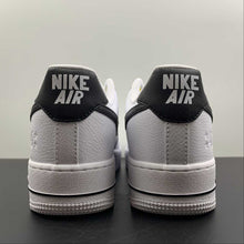 Cargar imagen en el visor de la galería, Air Force 1 07 LV8 40th Anniversary White Black DQ7658-100