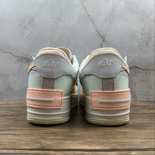 Cargar imagen en el visor de la galería, Air Force 1 Shadow Sail Barely Green Crimson Tint CU8591 104