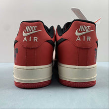 Cargar imagen en el visor de la galería, Air Force 1 07 Low Red Black White BS9055-718