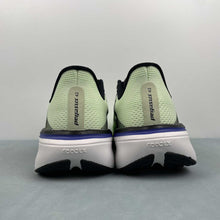Cargar imagen en el visor de la galería, Air Zoom Pegasus 42 Volt Tint Sapphire IB1873-702