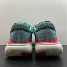 Cargar imagen en el visor de la galería, ZOOMX Invincible Run FK 2 Light Green DC9993-300