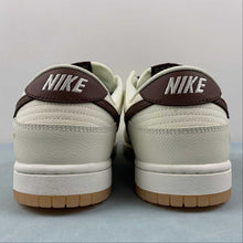 Cargar imagen en el visor de la galería, SB Dunk Low LV Rice White Brown Gold XD6188-010