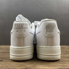 Cargar imagen en el visor de la galería, Air Force 1 Low Goddess of Victory Summit White Photon Dust DM9461-100
