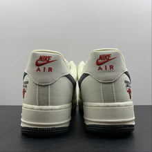 Cargar imagen en el visor de la galería, Air Force 1 07 Low Beige Dark Grey Red Chicago NA2022-006