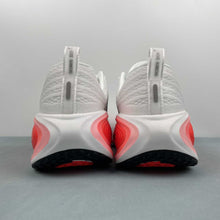 Cargar imagen en el visor de la galería, Nike Zoom Vomero PLUS White Black Brigth Crimson HV8150-100