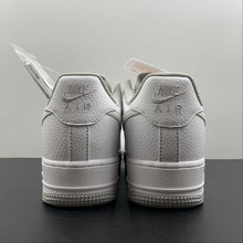 Cargar imagen en el visor de la galería, Air Force 1 07 Low White Gray Silver UO5369-603