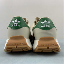 Cargar imagen en el visor de la galería, Adidas Retropy E5 W.R.P Beige Green Gum HP2193