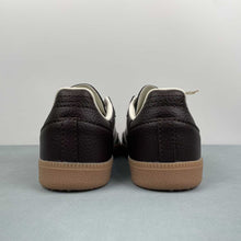 Cargar imagen en el visor de la galería, Adidas Samba OG Dark Brown Off White Gum JR0891