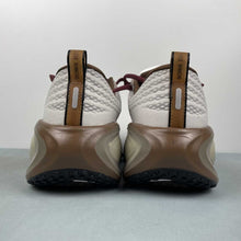 Cargar imagen en el visor de la galería, Nike Zoom Vomero PLUS Sail Baroque Brown IO4482-100