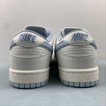 Cargar imagen en el visor de la galería, Supreme x SB Dunk Low Off White Shy Blue RM2308-231