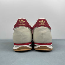 Cargar imagen en el visor de la galería, Adidas SL 72 OG x Liberty London Cloud White Cream White Better Scarlet JS1311