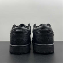 Cargar imagen en el visor de la galería, Air Jordan 1 Low Triple Black 553558-093