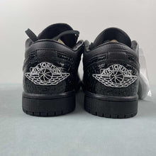 Cargar imagen en el visor de la galería, Air Jordan 1 Low Black Croc White Metallic Silver HJ7743-010