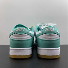 Cargar imagen en el visor de la galería, SB Dunk Low White Turquoise Green Orange DV2190-100