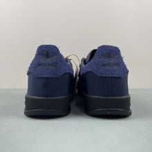 Cargar imagen en el visor de la galería, Hikari Shibata x Adidas Gazelle Indoor Night Indigo Night Gray Dark Blue IH9986