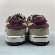 Cargar imagen en el visor de la galería, Otomo Katsuhiro x SB Dunk Low Steamboy OST Dark Red Brown LF0039-030