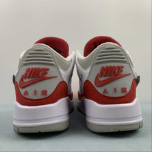 Cargar imagen en el visor de la galería, Air Jordan 3 Retro TH SP White Grey University Red CJ0939-100