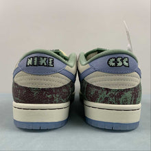 Cargar imagen en el visor de la galería, SB Dunk Low Crenshaw Skate Club Beige Multi-Color Blue FN4193-100