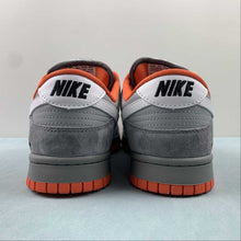 Cargar imagen en el visor de la galería, Jeff Staple x Dunk SB Low Staple NYC Pigeon Medium Grey White Dark Grey 304292 011