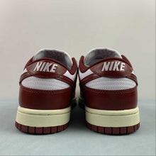 Cargar imagen en el visor de la galería, SB Dunk Low PRM Vintage Team Red White Coconut Milk FJ4555-100