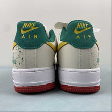Cargar imagen en el visor de la galería, Air Force 1 07 Low Green Gold White Red HX123-002