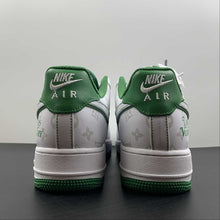 Cargar imagen en el visor de la galería, LV x Air Force 1 07 Low Green White Gray BS8805-603