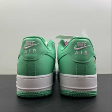 Cargar imagen en el visor de la galería, Air Force 1 07 Low Mint Green White Customised BS8871-104
