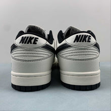 Cargar imagen en el visor de la galería, Supreme x SB Dunk Low Off White Black RM2308-237