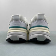 Cargar imagen en el visor de la galería, Nike V2k Run White Dusty Cactus FD0736-105