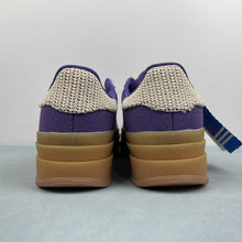 Cargar imagen en el visor de la galería, Adidas Gazelle Bold Collegiate Purple Wonder White Gold Metallic JS3359