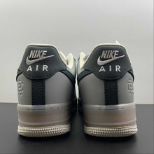 Cargar imagen en el visor de la galería, Air Force 1 07 Low Grey Dark Green Sail White CW1888 608