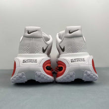 Cargar imagen en el visor de la galería, Nike Vomero Premium White Big Red FN8453-028