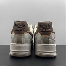 Cargar imagen en el visor de la galería, LV x Air Force 1 07 Low Salute Cream Brown DC8877-202