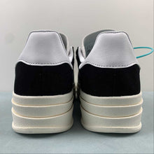 Cargar imagen en el visor de la galería, Adidas Gazelle Bold Core Black White Core White HQ6912