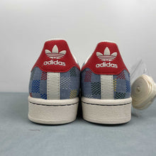 Cargar imagen en el visor de la galería, Adidas Superstar x Louis Vuitton HS3079