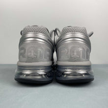 Cargar imagen en el visor de la galería, Nike Air Max 2013 Metallic Silver Black HQ3025-001