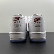 Cargar imagen en el visor de la galería, Air Force 1 07 Low White Red Metallic Gold CO3363-363