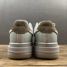 Cargar imagen en el visor de la galería, Air Force 1 Low Luxe Purple Dye Grey Dark Brown DD9605-500