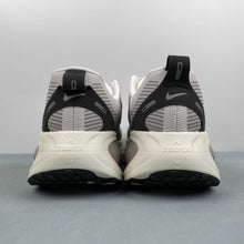 Cargar imagen en el visor de la galería, Nike Zoom Vomero 18 Summit White Black IB5726-100