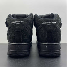 Cargar imagen en el visor de la galería, Air Force 1 07 Mid X Louis Vuitton Black 1A9HD7