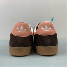 Cargar imagen en el visor de la galería, Adidas Gazelle Indoor Shadow Brown Cream White Gum IF3233