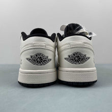 Cargar imagen en el visor de la galería, Air Jordan 1 Low LV Off White Black WG8850-006