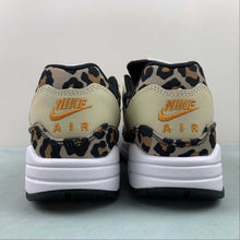 Cargar imagen en el visor de la galería, Air Max 1 Premium Leopard Desert Ore Orange Peel Black BV1977-200