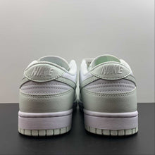 Cargar imagen en el visor de la galería, SB Dunk Low Next Nature White Mint DN1431-102