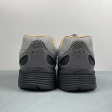 Cargar imagen en el visor de la galería, Nike P-6000 Smoke Grey Tan Platinum Purple HV5984-001