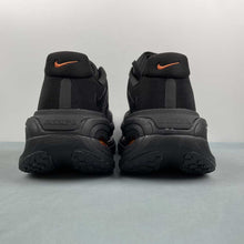 Cargar imagen en el visor de la galería, Nike Vomero Premium Black Orange HQ2050-622