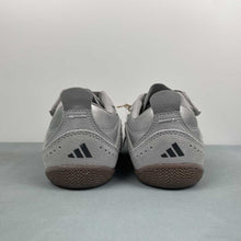 Cargar imagen en el visor de la galería, Adidas Urban Reverie Silver Metallic Clear Onix Gum5 JQ9392