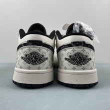 Cargar imagen en el visor de la galería, Air Jordan 1 Low LV Off White Black SJ9950-006